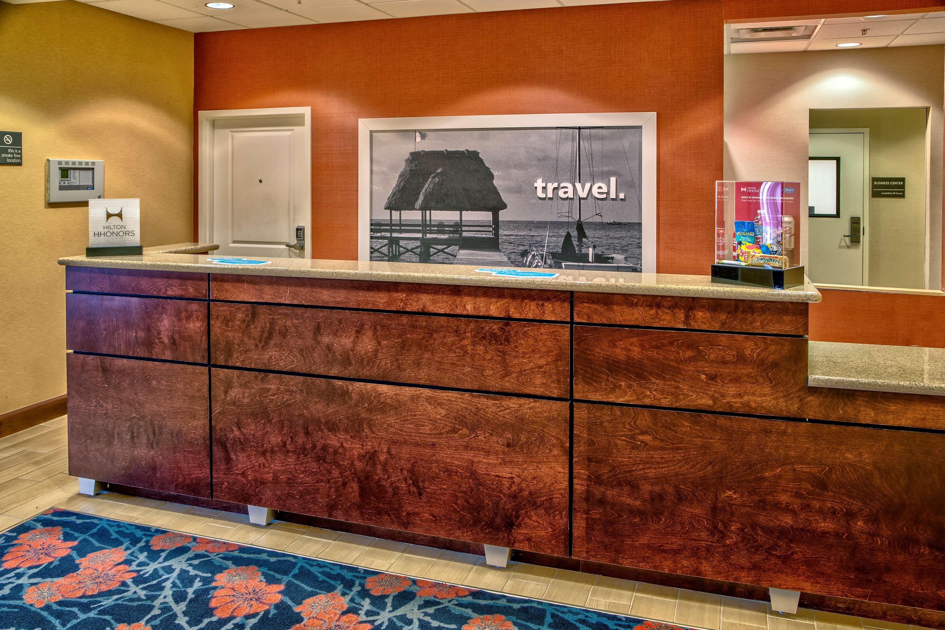 Hampton Inn & Suites Fort Myers Естеро Екстер'єр фото