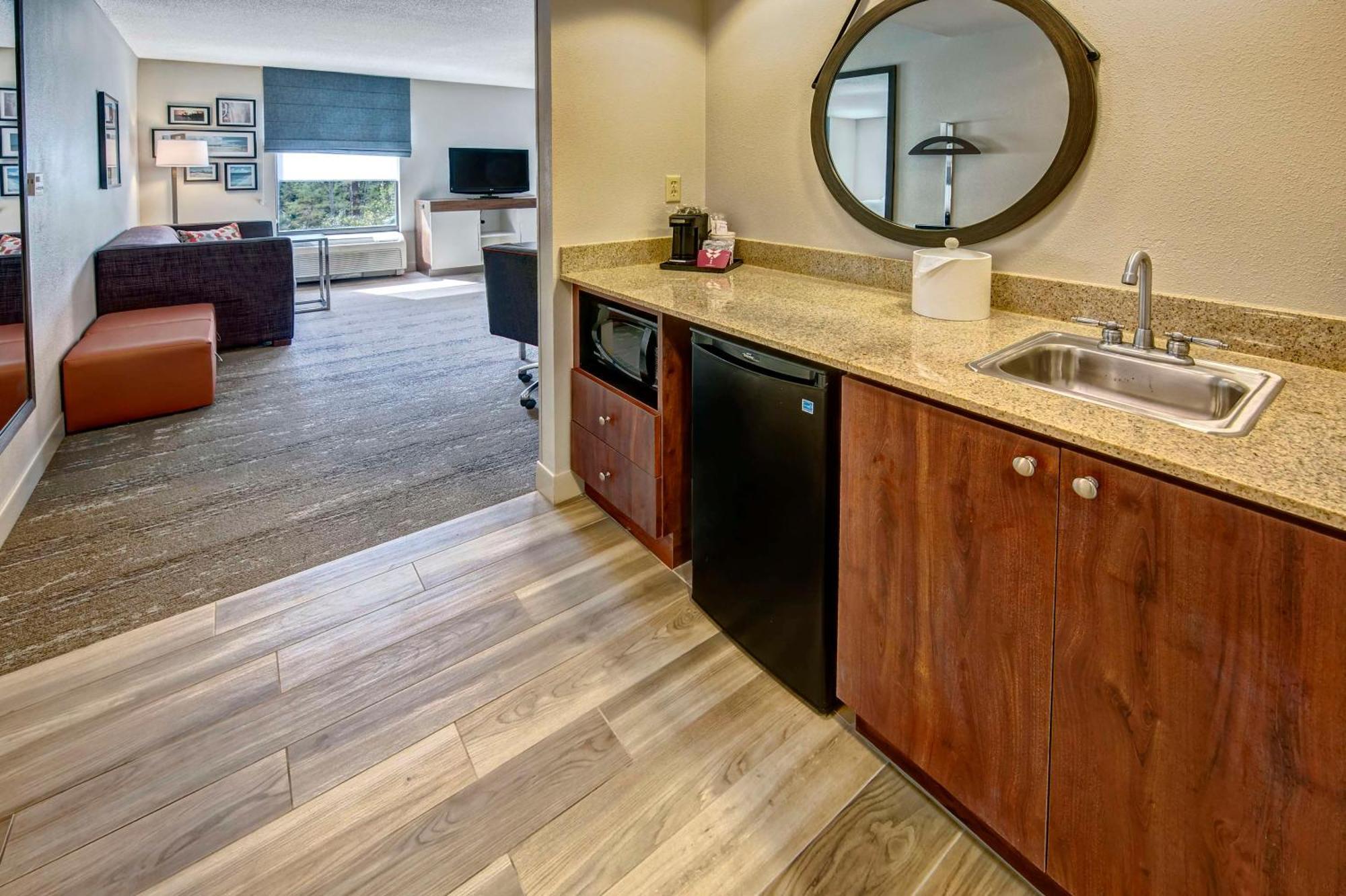 Hampton Inn & Suites Fort Myers Естеро Екстер'єр фото