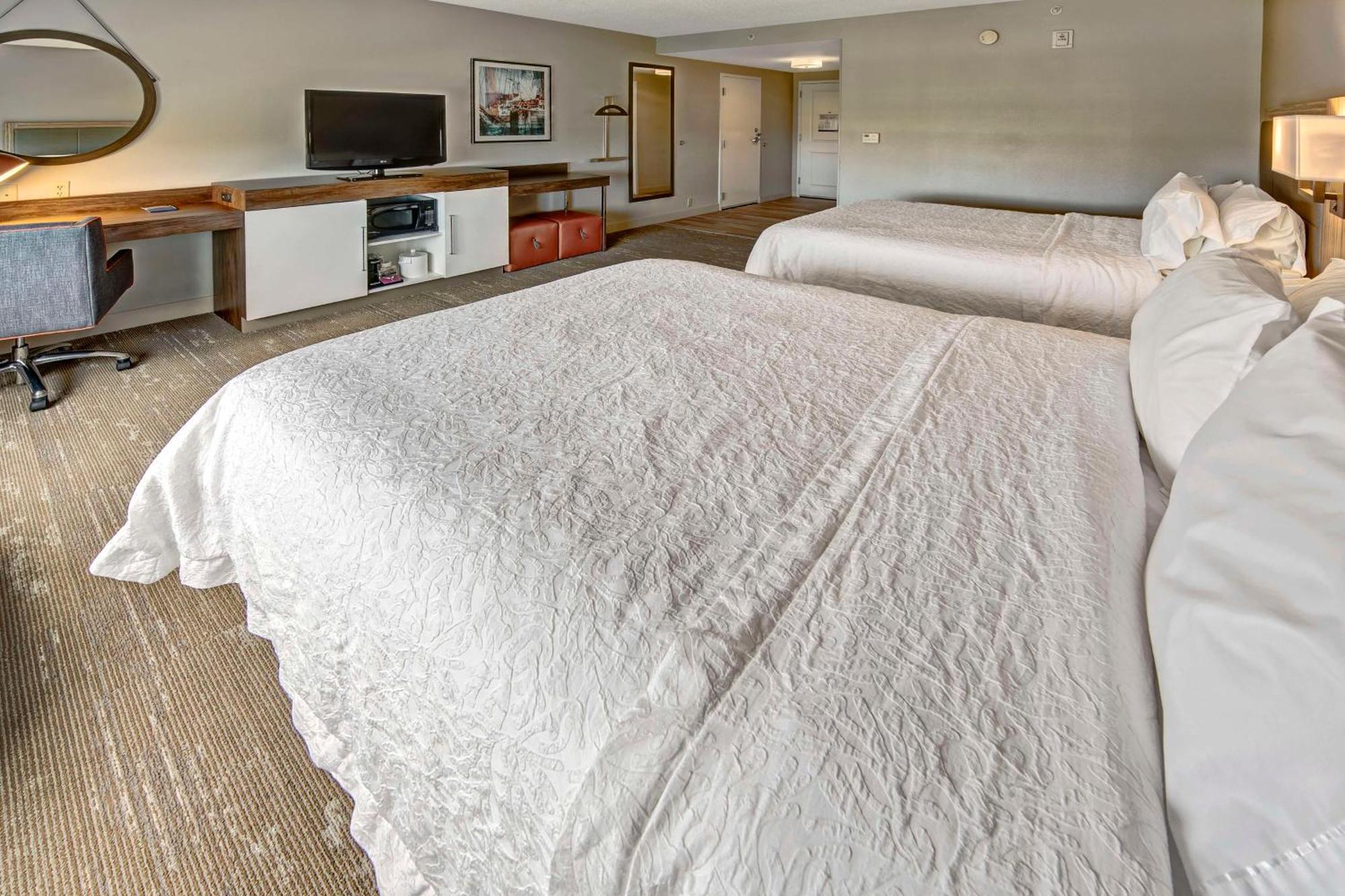 Hampton Inn & Suites Fort Myers Естеро Екстер'єр фото