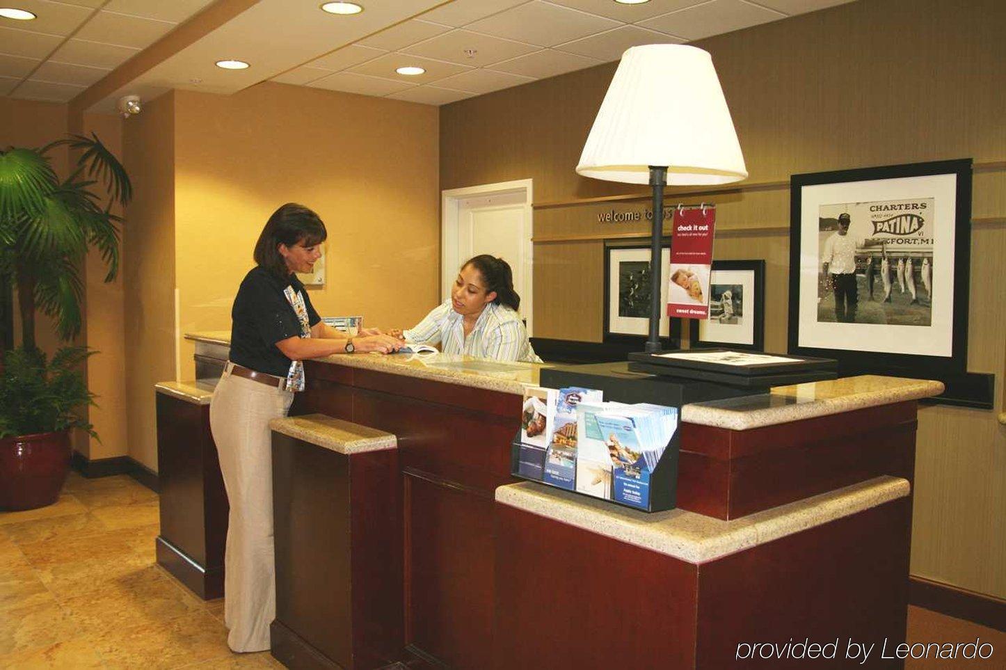 Hampton Inn & Suites Fort Myers Естеро Інтер'єр фото