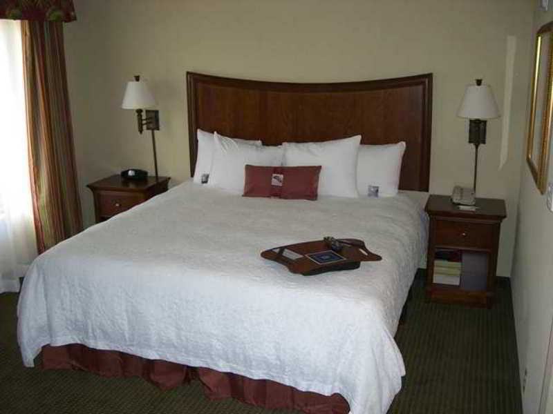 Hampton Inn & Suites Fort Myers Естеро Екстер'єр фото